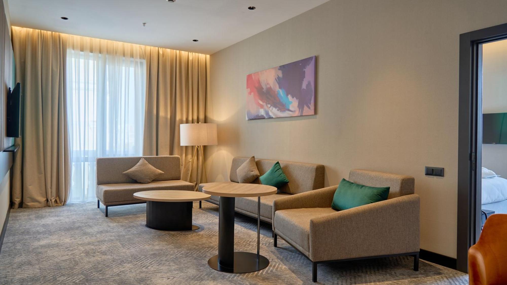Holiday Inn Tashkent City By Ihg 외부 사진