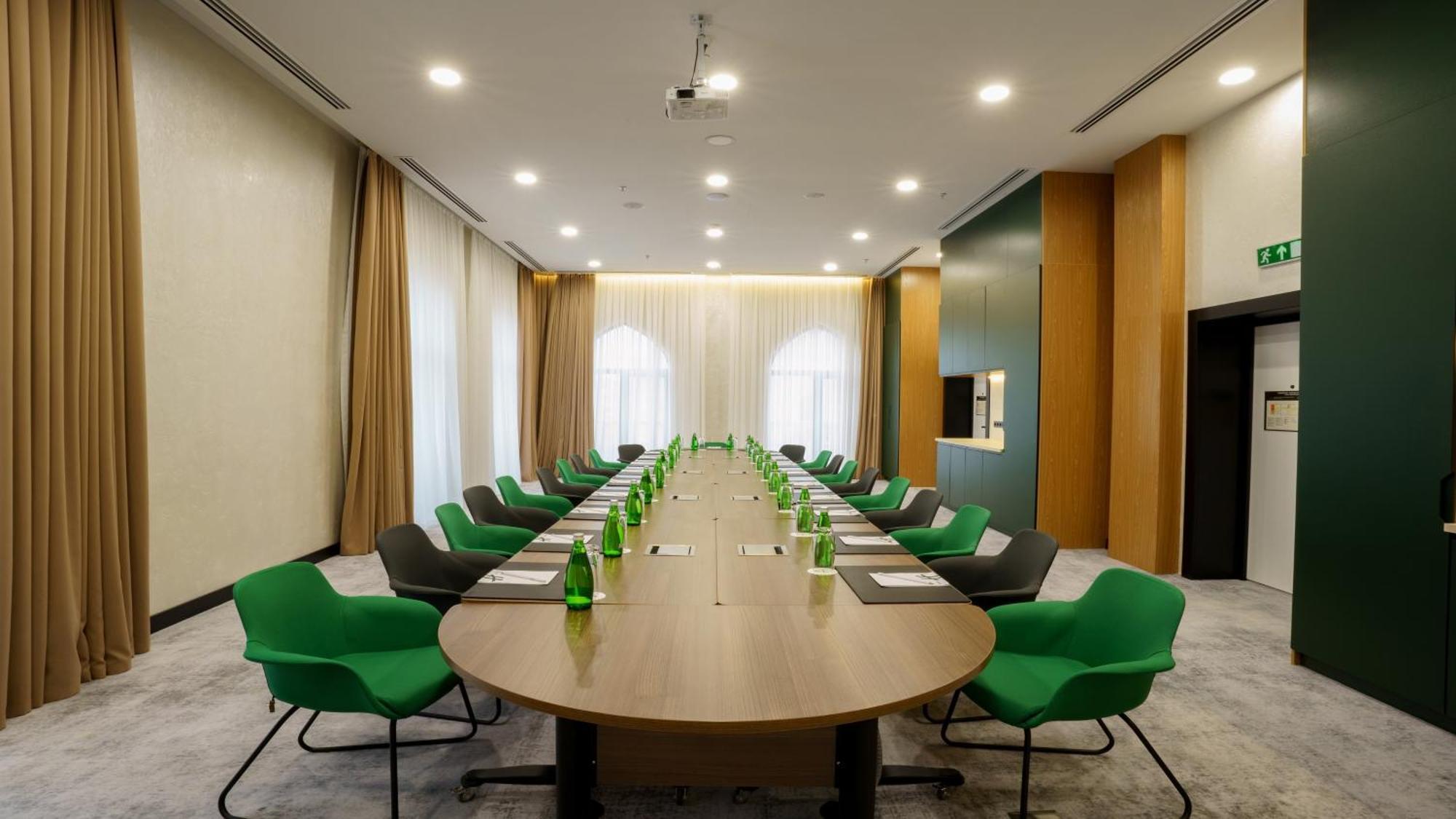 Holiday Inn Tashkent City By Ihg 외부 사진